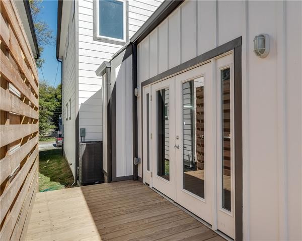 5210A Michigan Ave