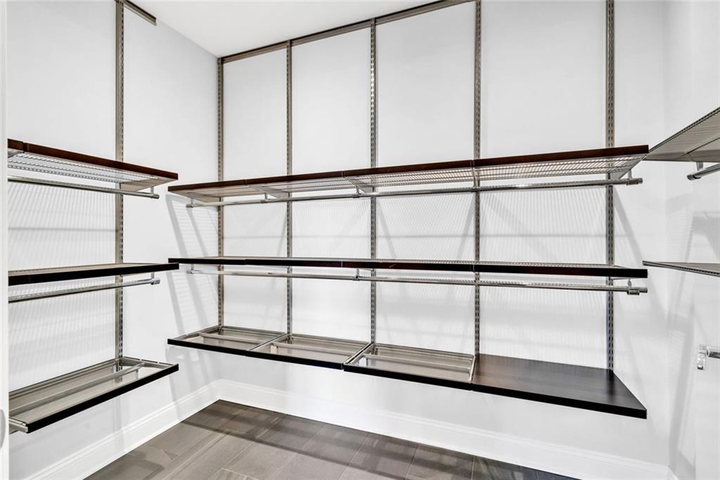 2881 NE Peachtree Road NE Unit 1202