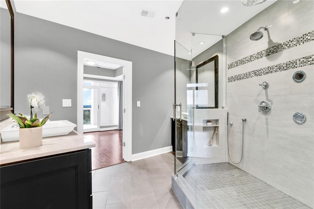 2881 NE Peachtree Road NE Unit 1202