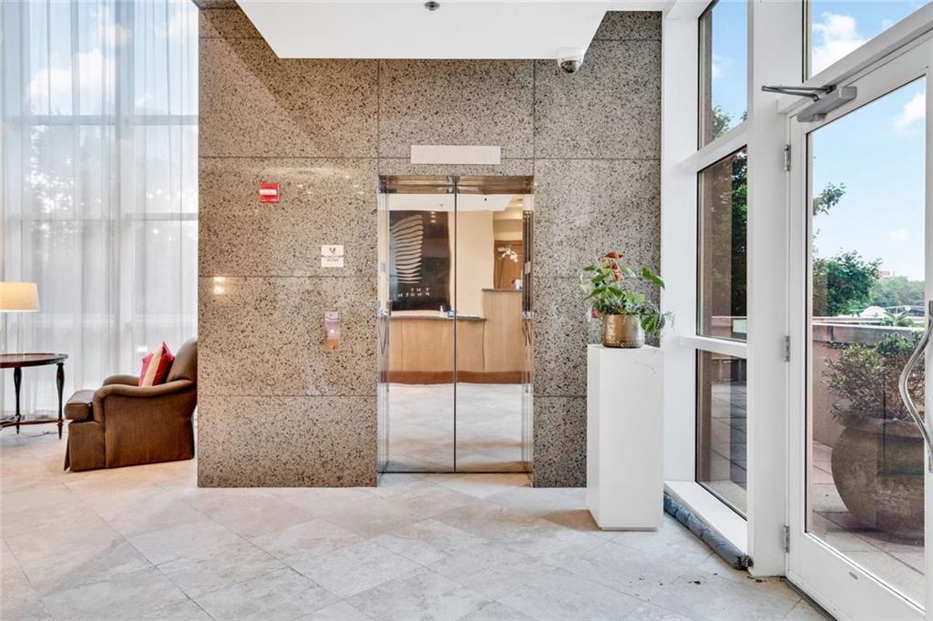 2881 NE Peachtree Road NE Unit 1202