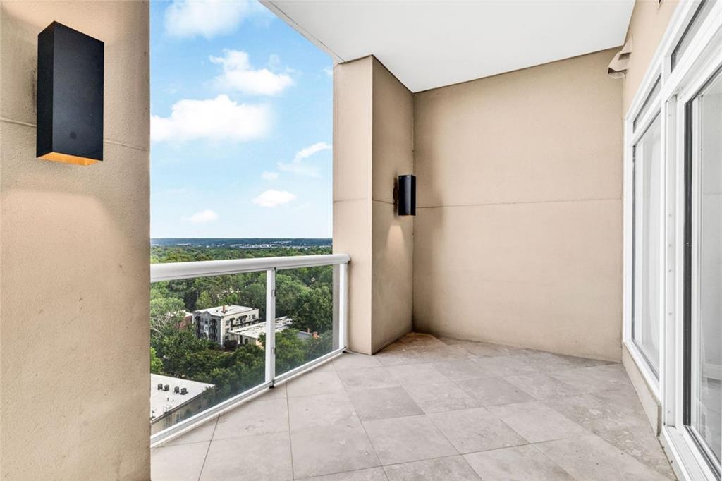 2881 NE Peachtree Road NE Unit 1202