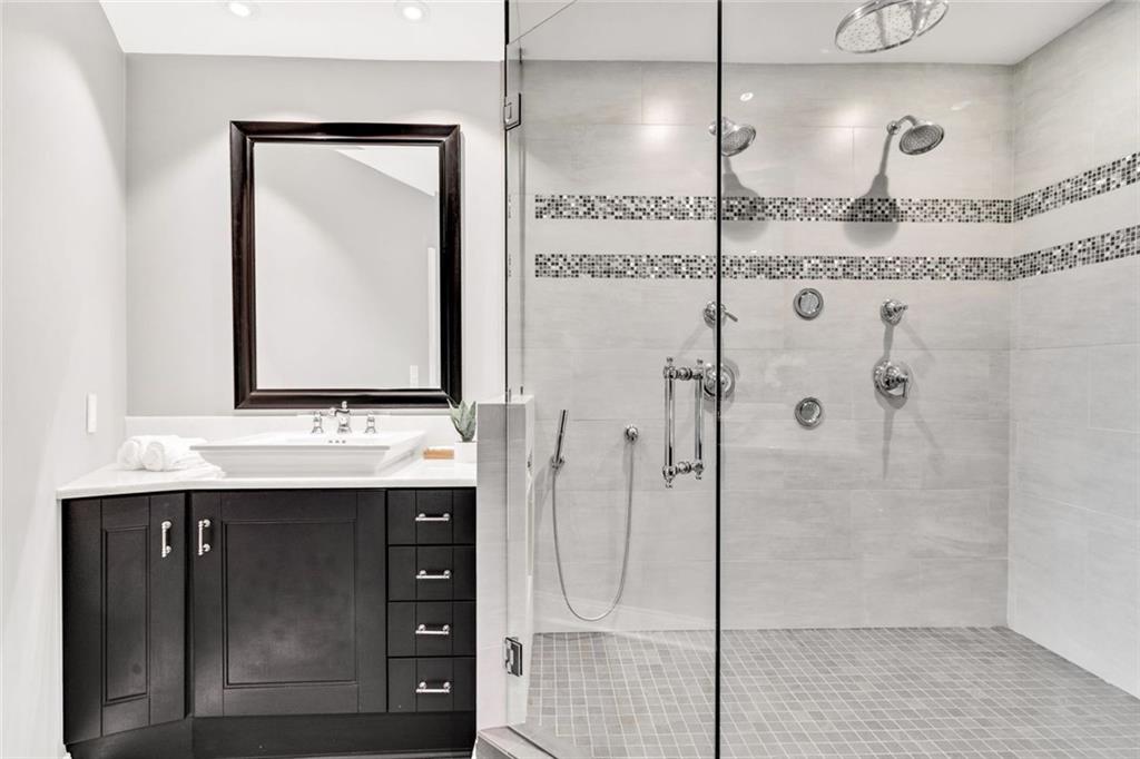 2881 NE Peachtree Road NE Unit 1202