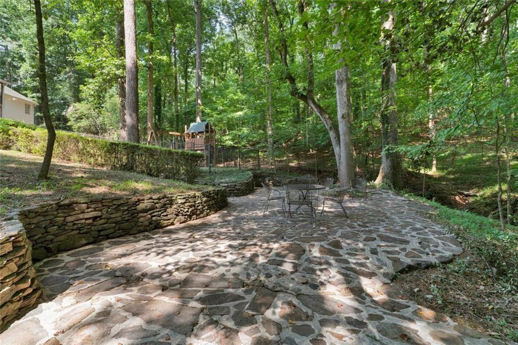 1590 Sunnybrook Farm Road Road