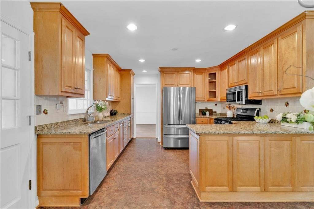 1590 Sunnybrook Farm Road Road
