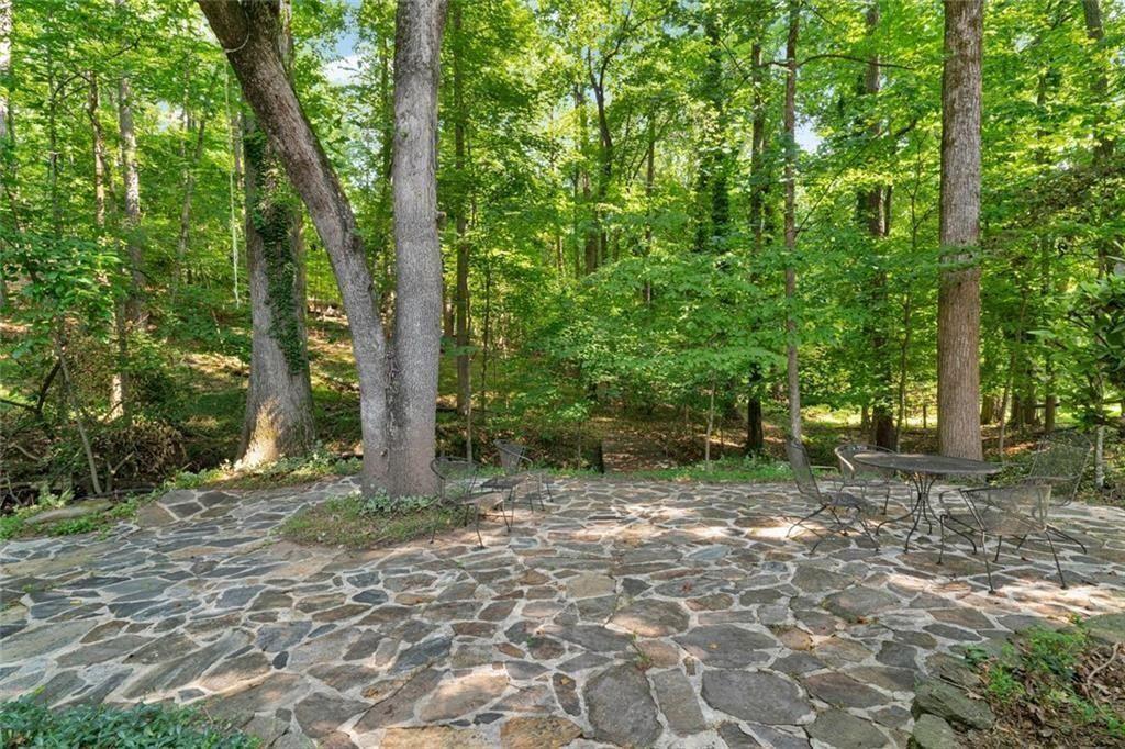 1590 Sunnybrook Farm Road Road