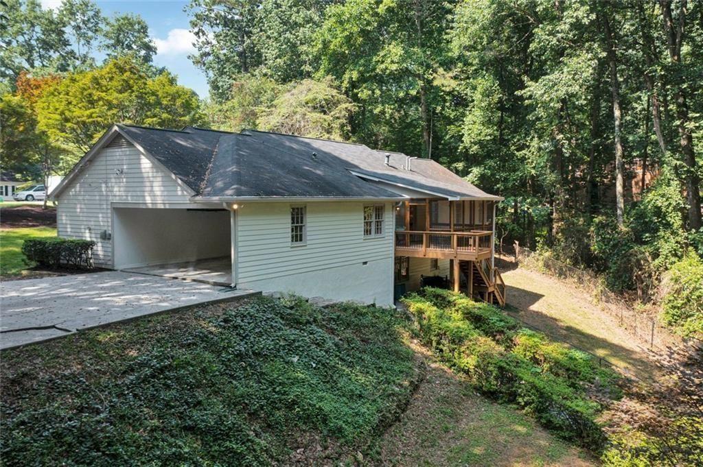 1590 Sunnybrook Farm Road Road