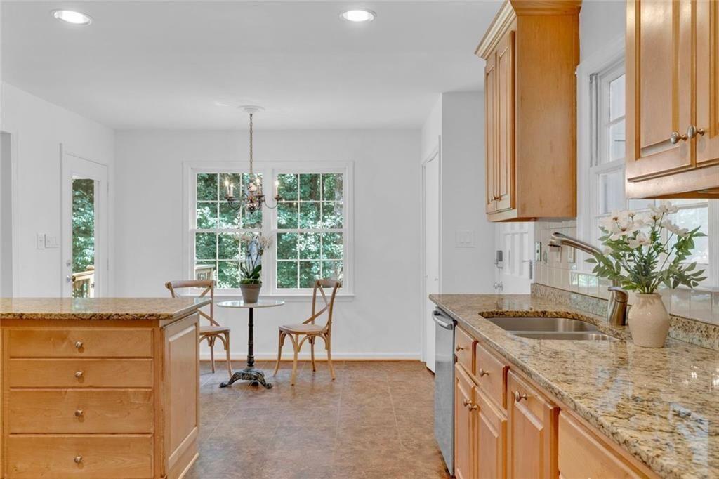 1590 Sunnybrook Farm Road Road