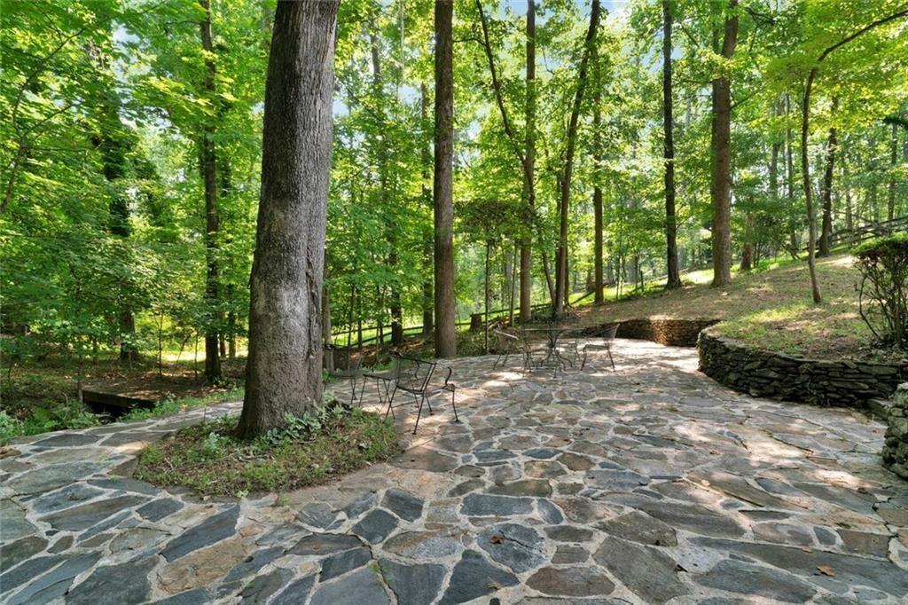 1590 Sunnybrook Farm Road Road