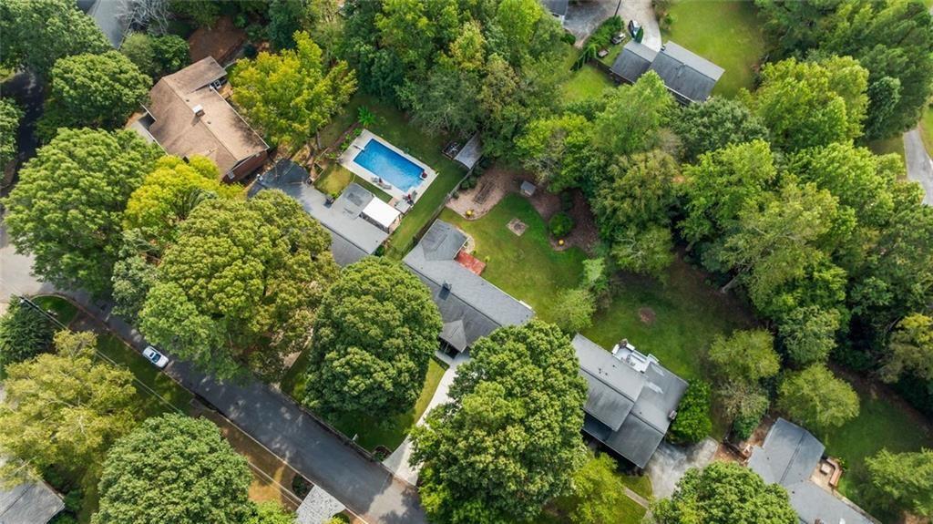 2587 Windwood Court