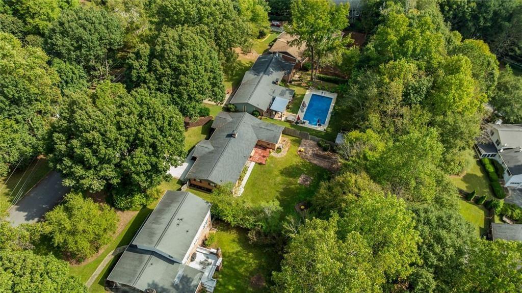 2587 Windwood Court