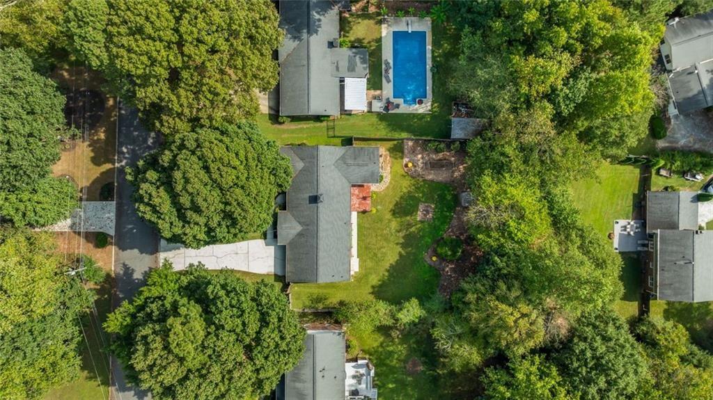 2587 Windwood Court