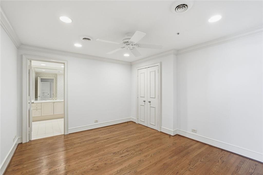 2660 Peachtree Road NW Unit 20D