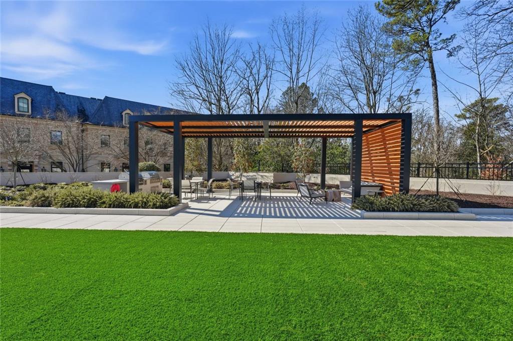 2660 Peachtree Road NW Unit 20D