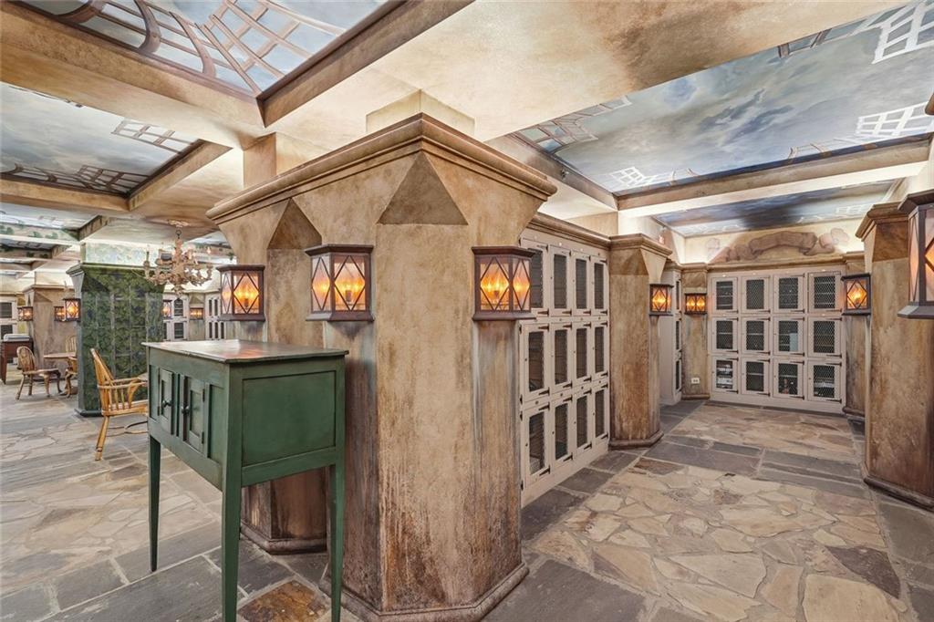 2660 Peachtree Road NW Unit 20D