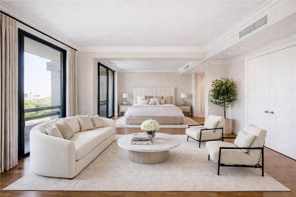 2660 Peachtree Road NW Unit 20D