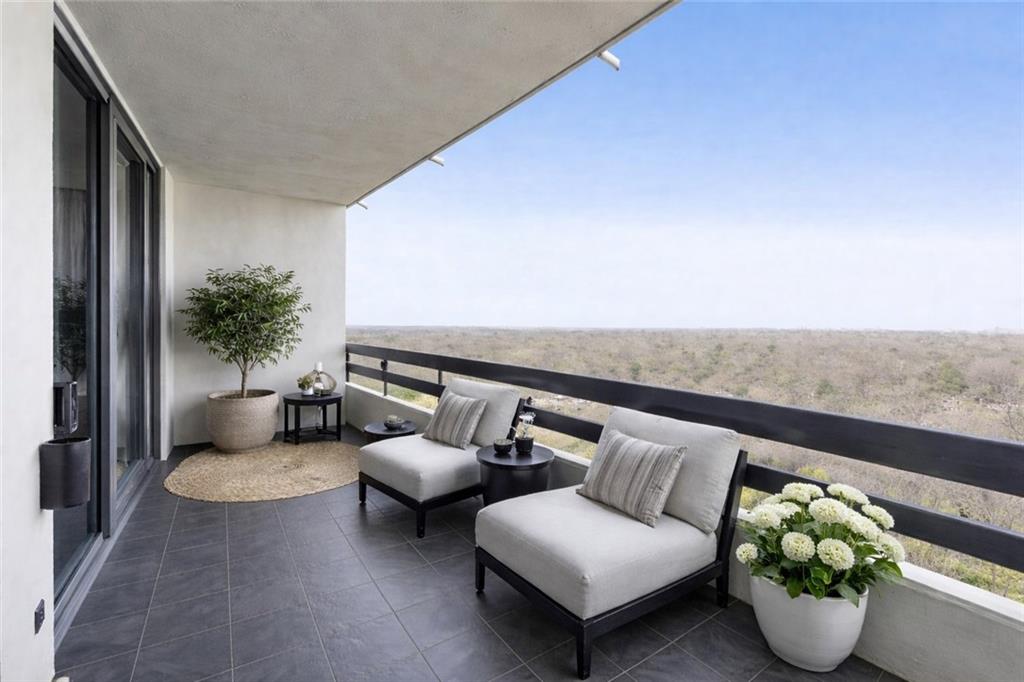 2660 Peachtree Road NW Unit 20D