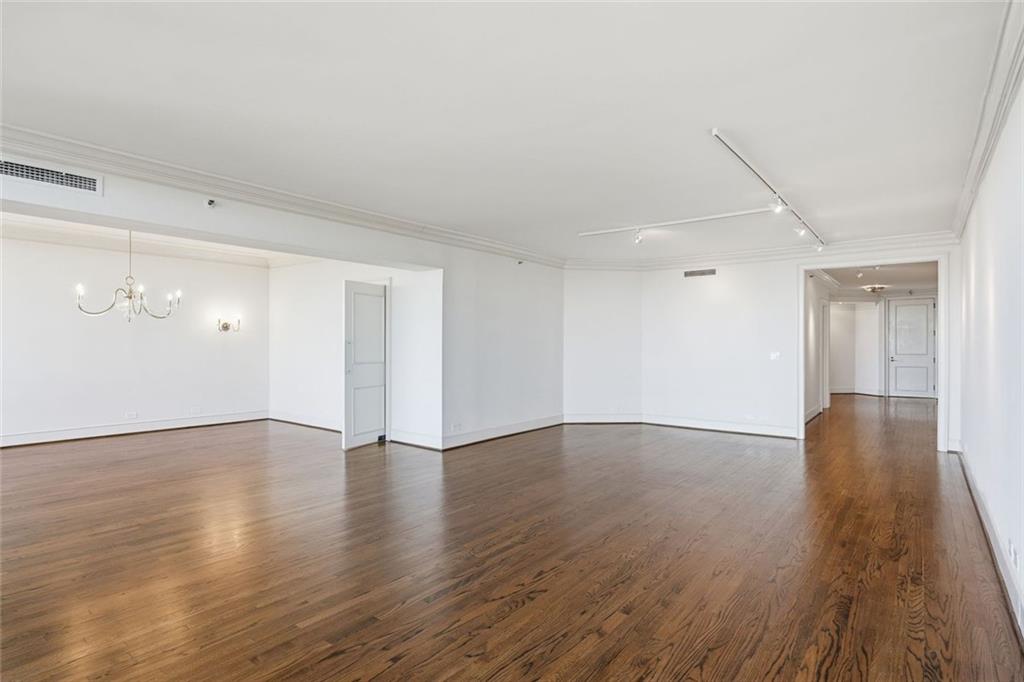 2660 Peachtree Road NW Unit 20D