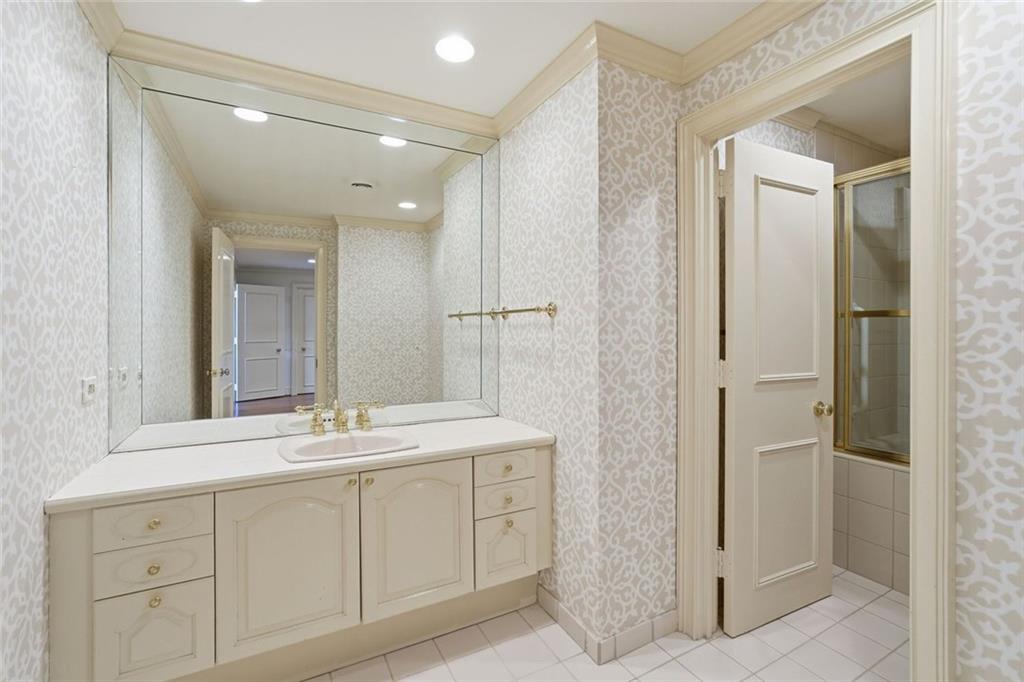 2660 Peachtree Road NW Unit 20D