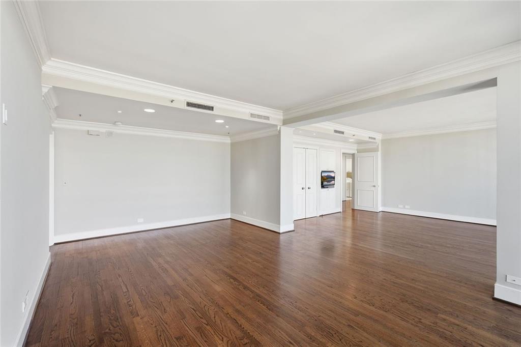 2660 Peachtree Road NW Unit 20D