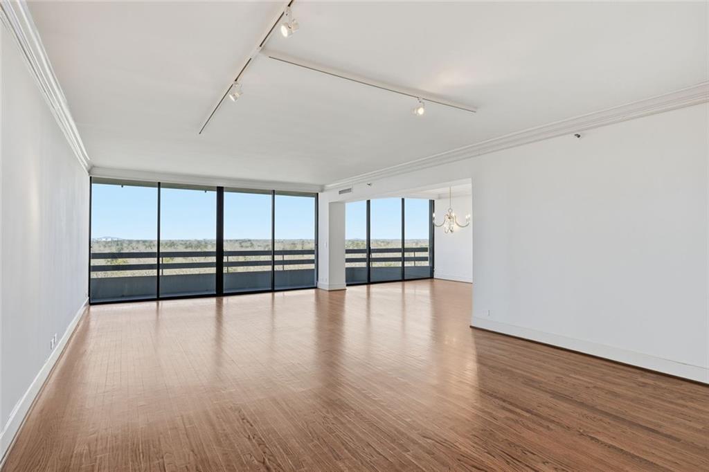 2660 Peachtree Road NW Unit 20D