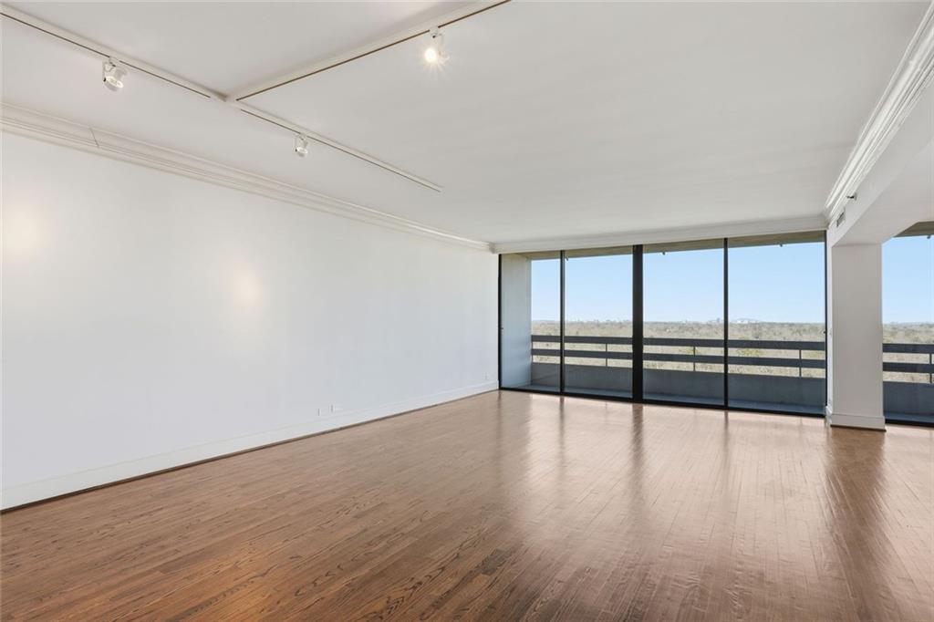 2660 Peachtree Road NW Unit 20D