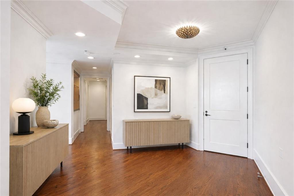 2660 Peachtree Road NW Unit 20D