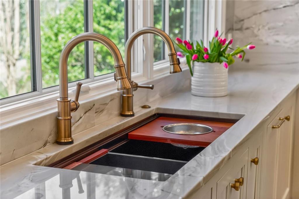 115 Mount Paran Ridge