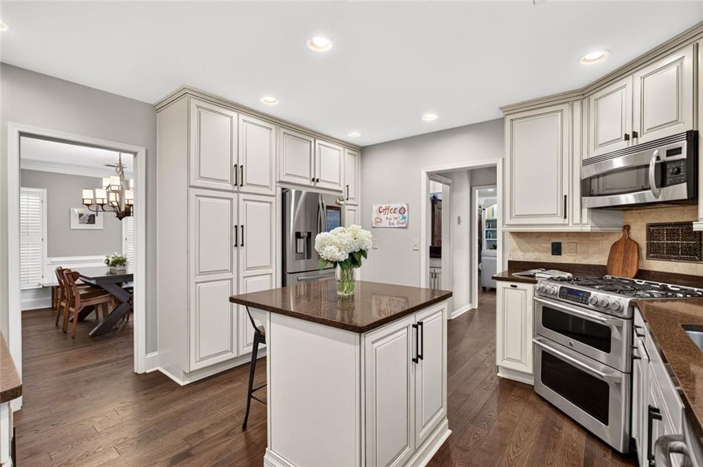 4043 Penhurst Drive