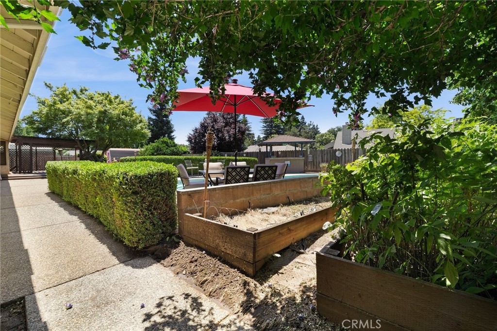 833 Saint Amant Drive