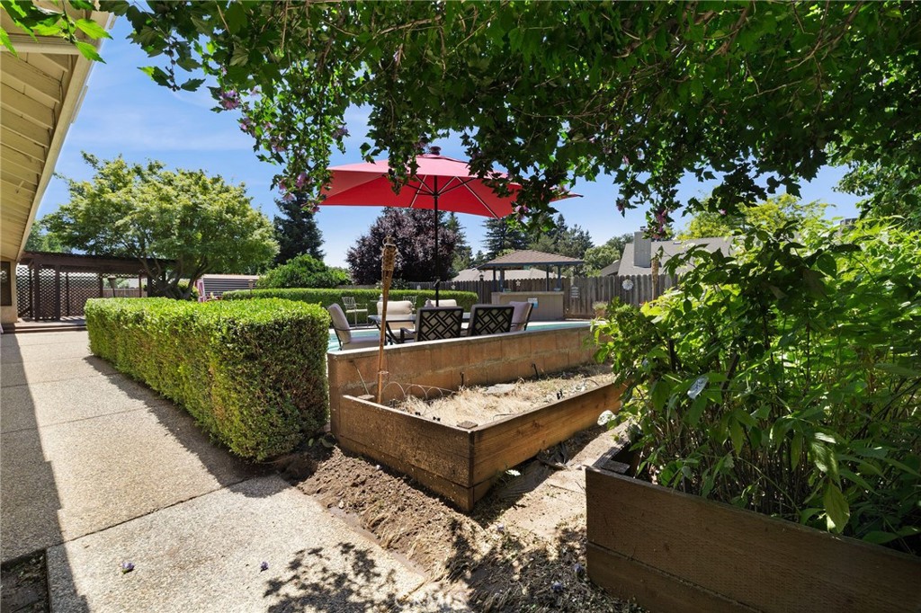 833 Saint Amant Drive