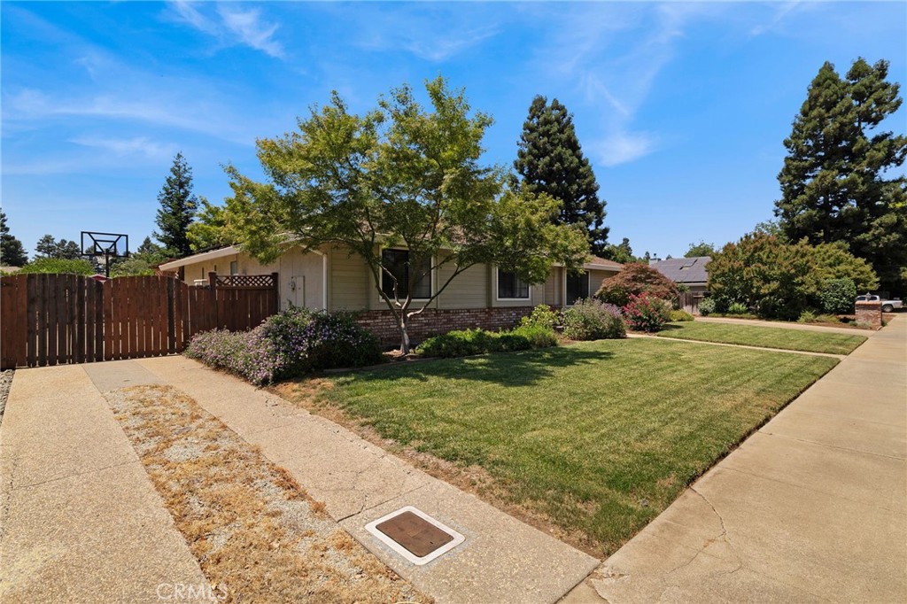 833 Saint Amant Drive