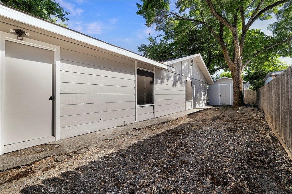 33 Parkhurst Street