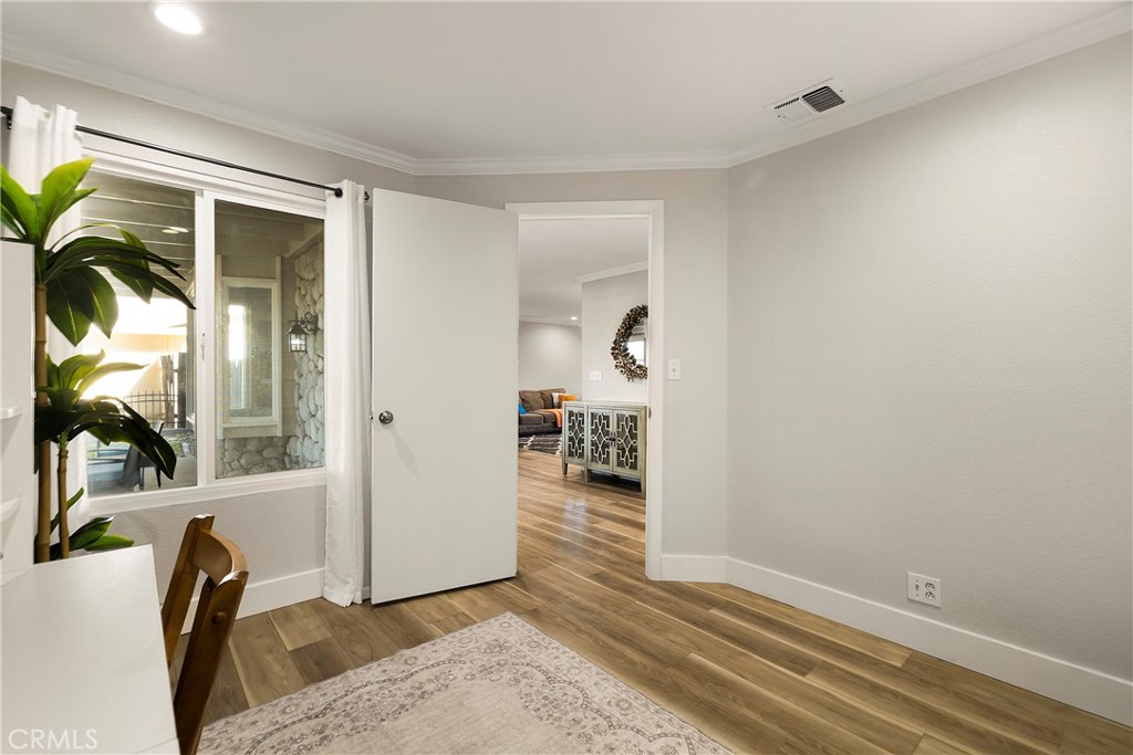 33 Parkhurst Street