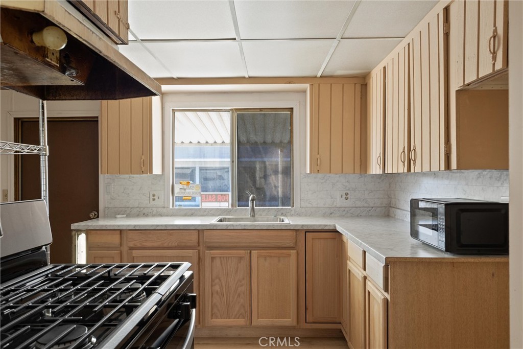 701 E Lassen Avenue 108
