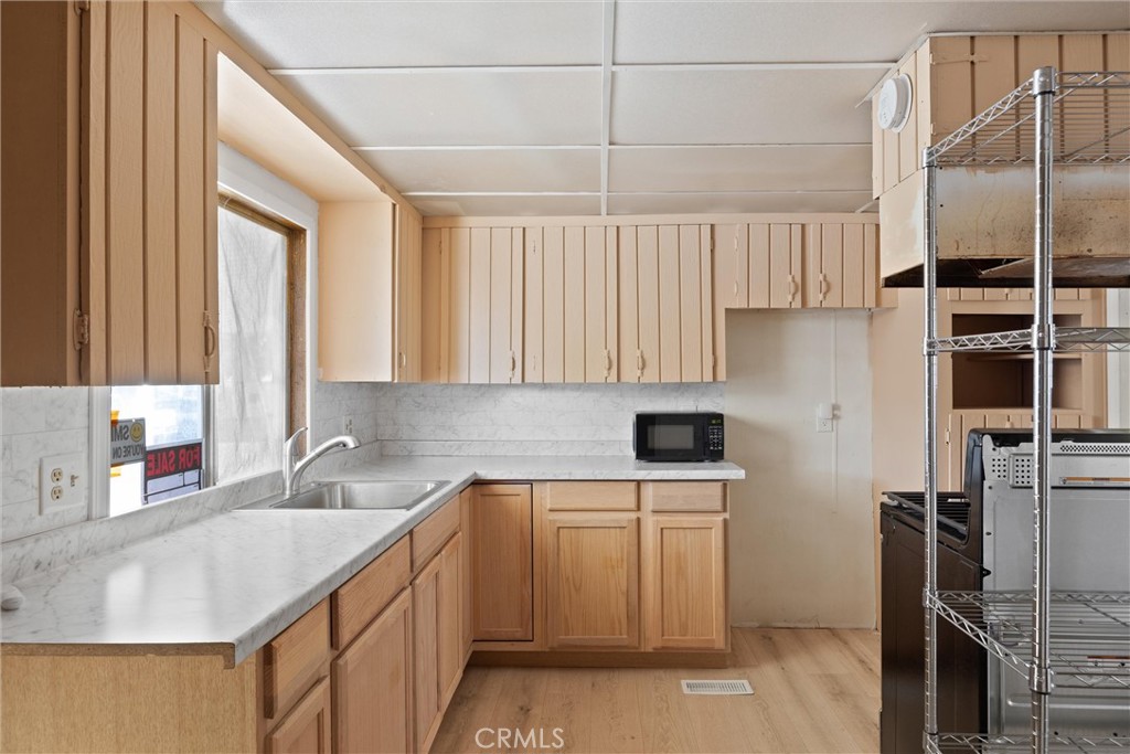 701 E Lassen Avenue 108