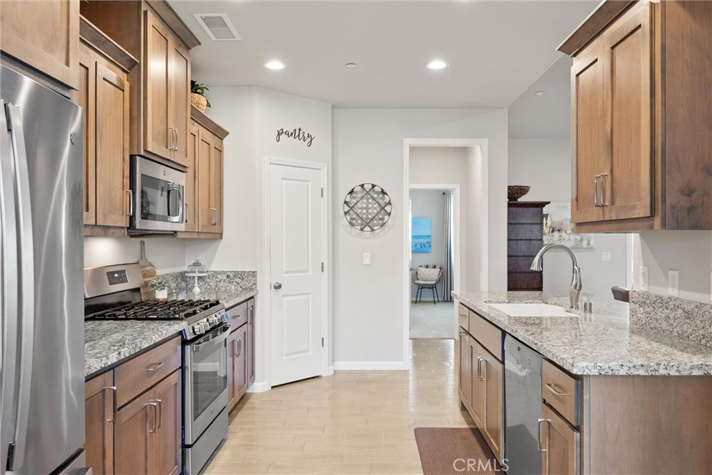 2969 Wingfield Avenue