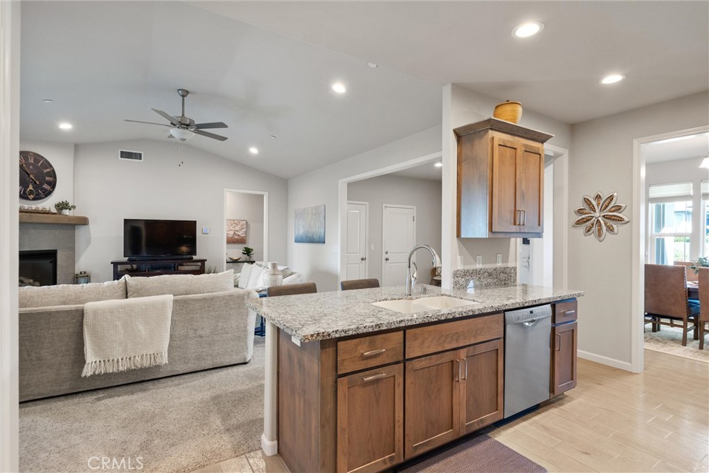 2969 Wingfield Avenue