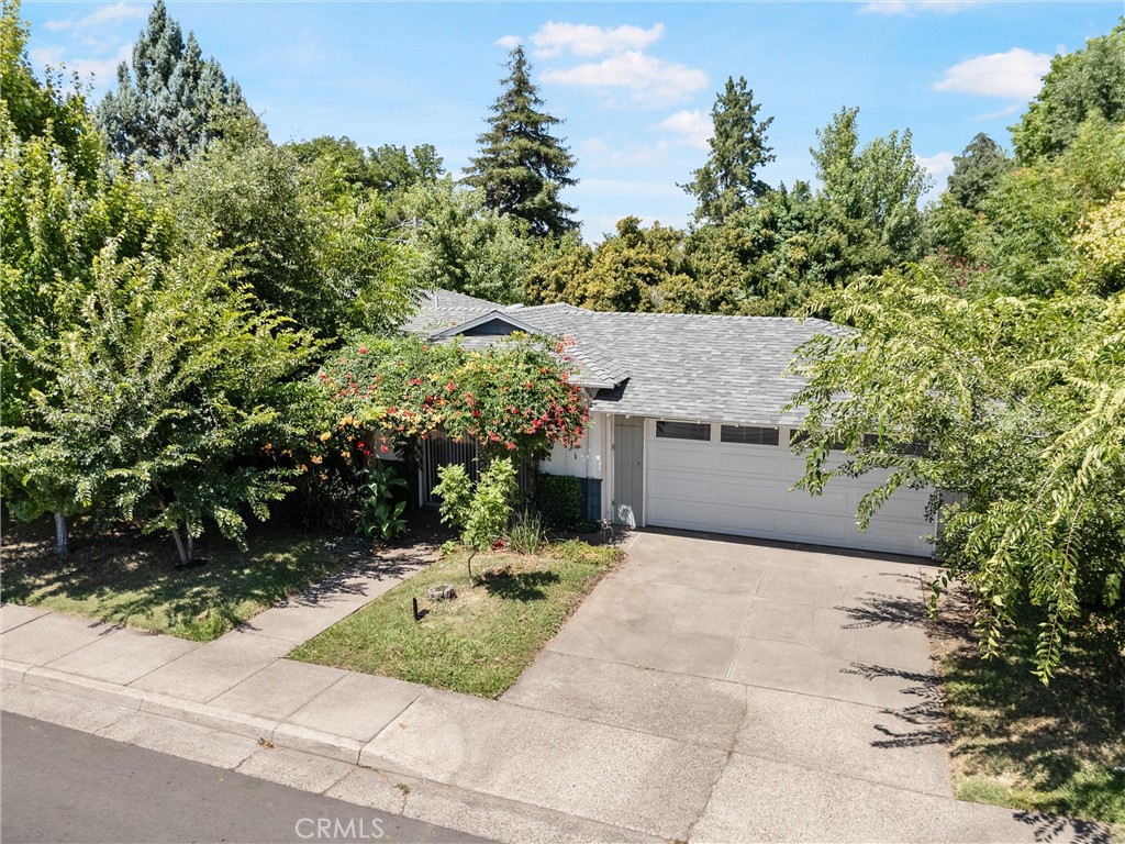 598 East Avenue