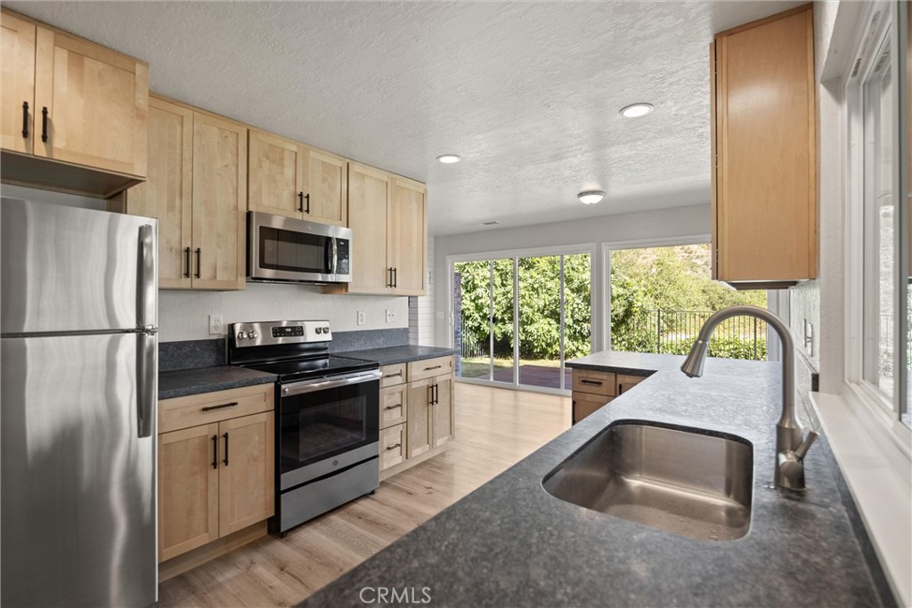 1278 Honey Run Road