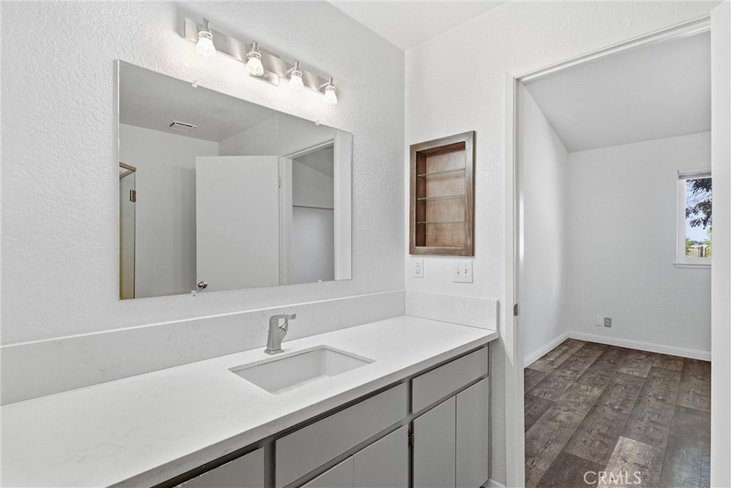 1618 E Lassen