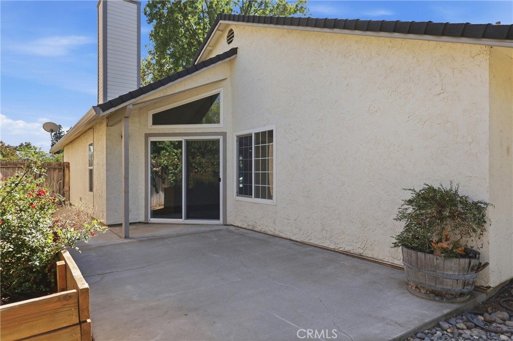 1618 E Lassen