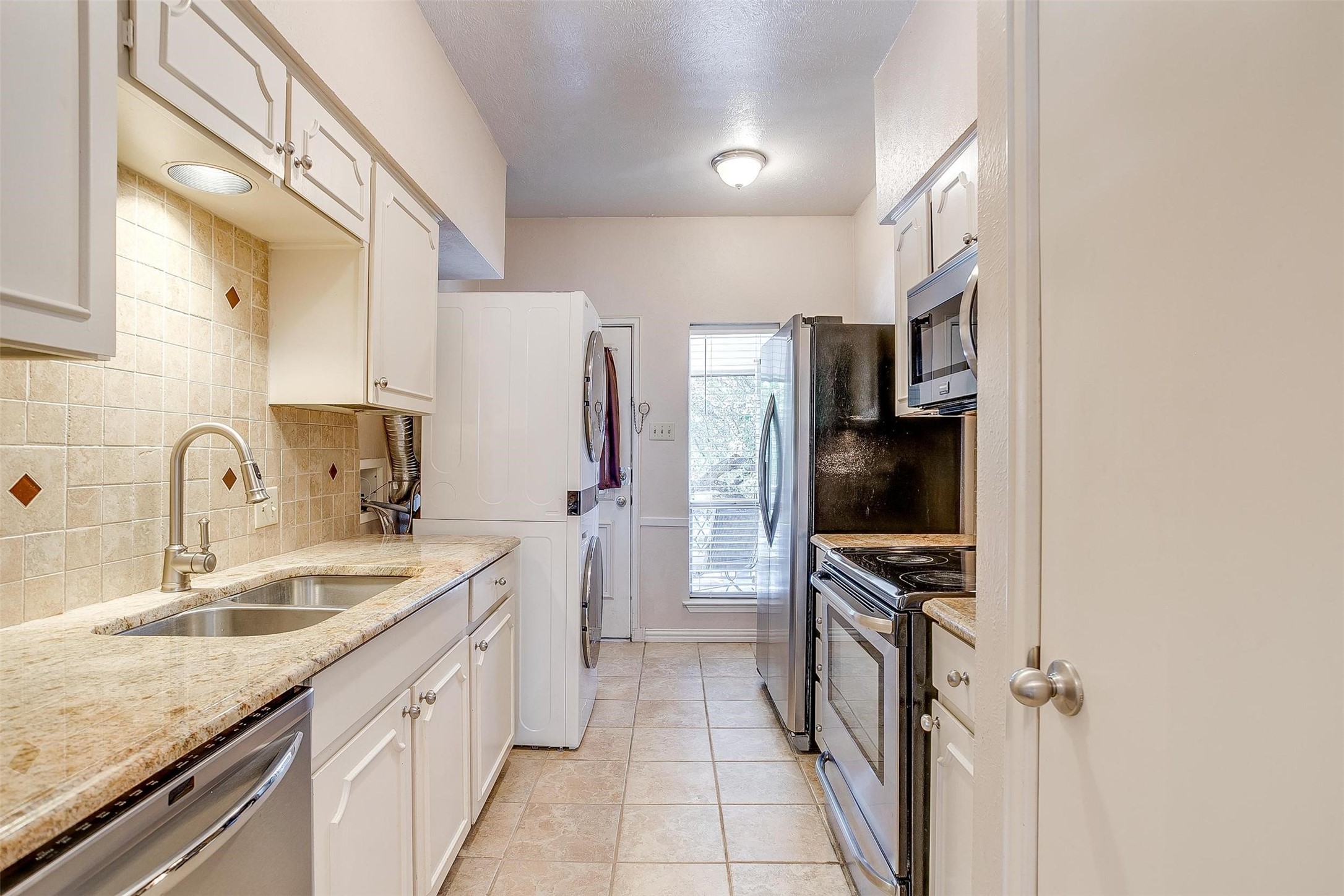 4320 Bellaire Drive S 233W
