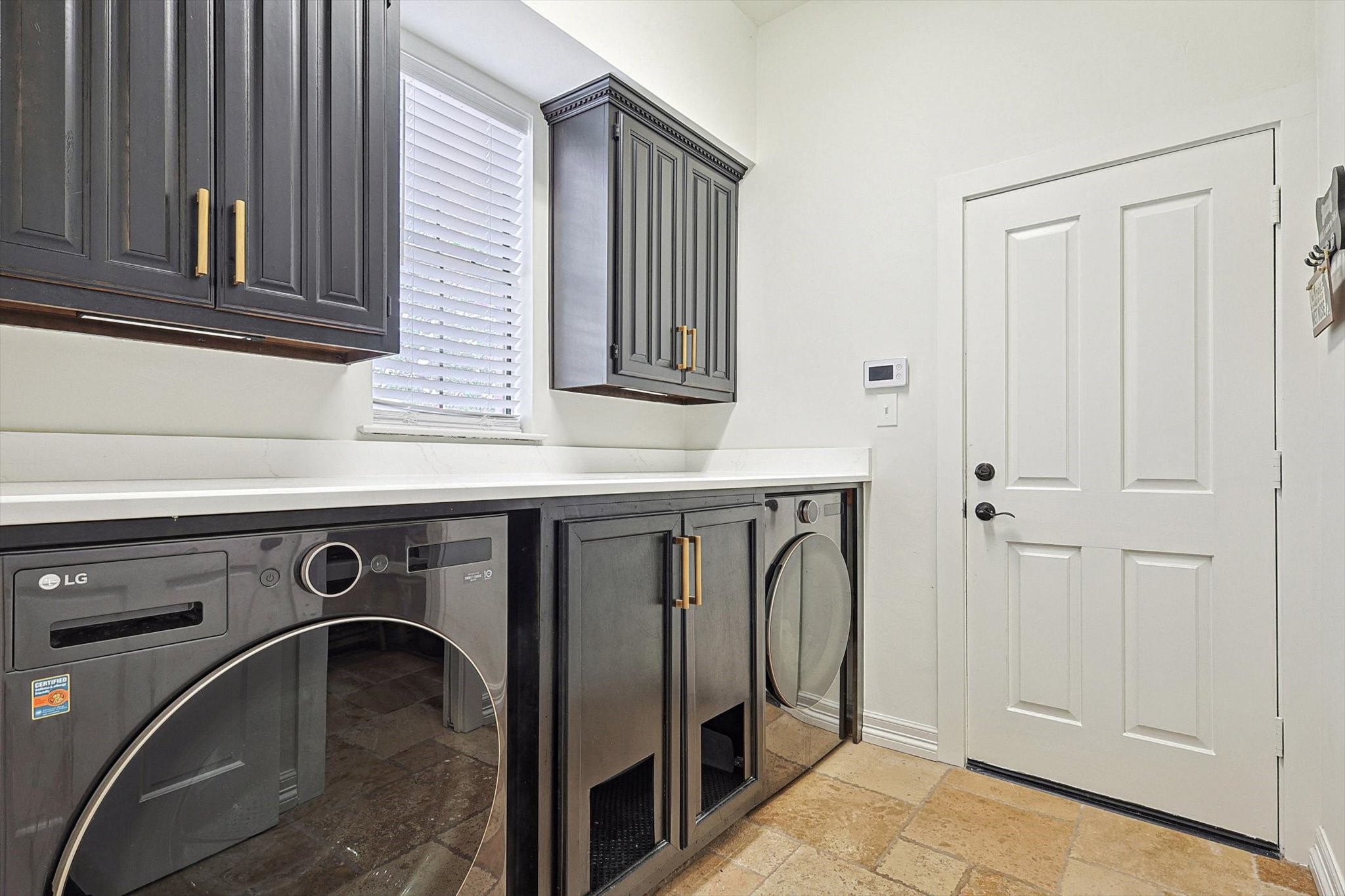 30 Remington Drive W