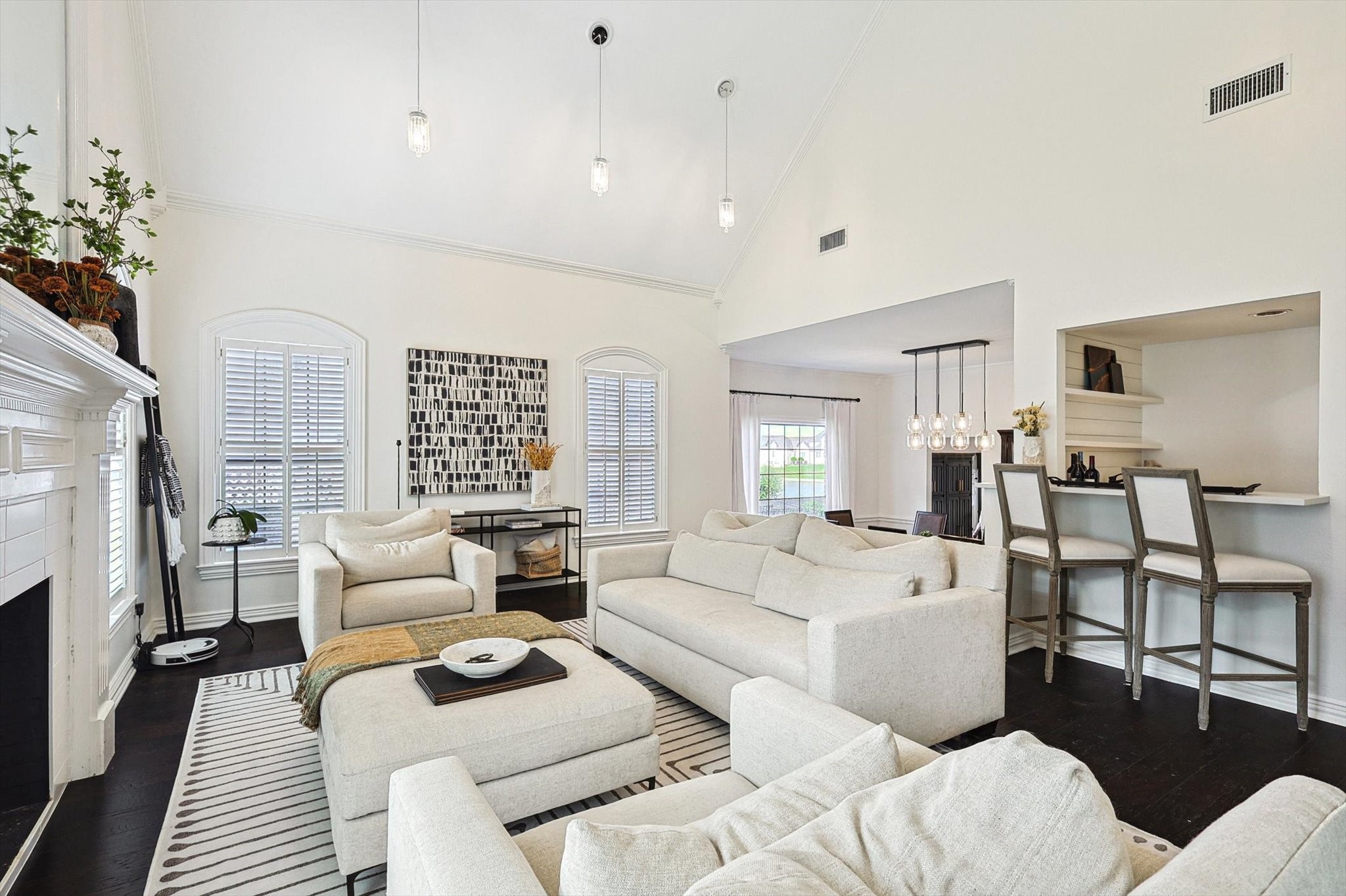 30 Remington Drive W