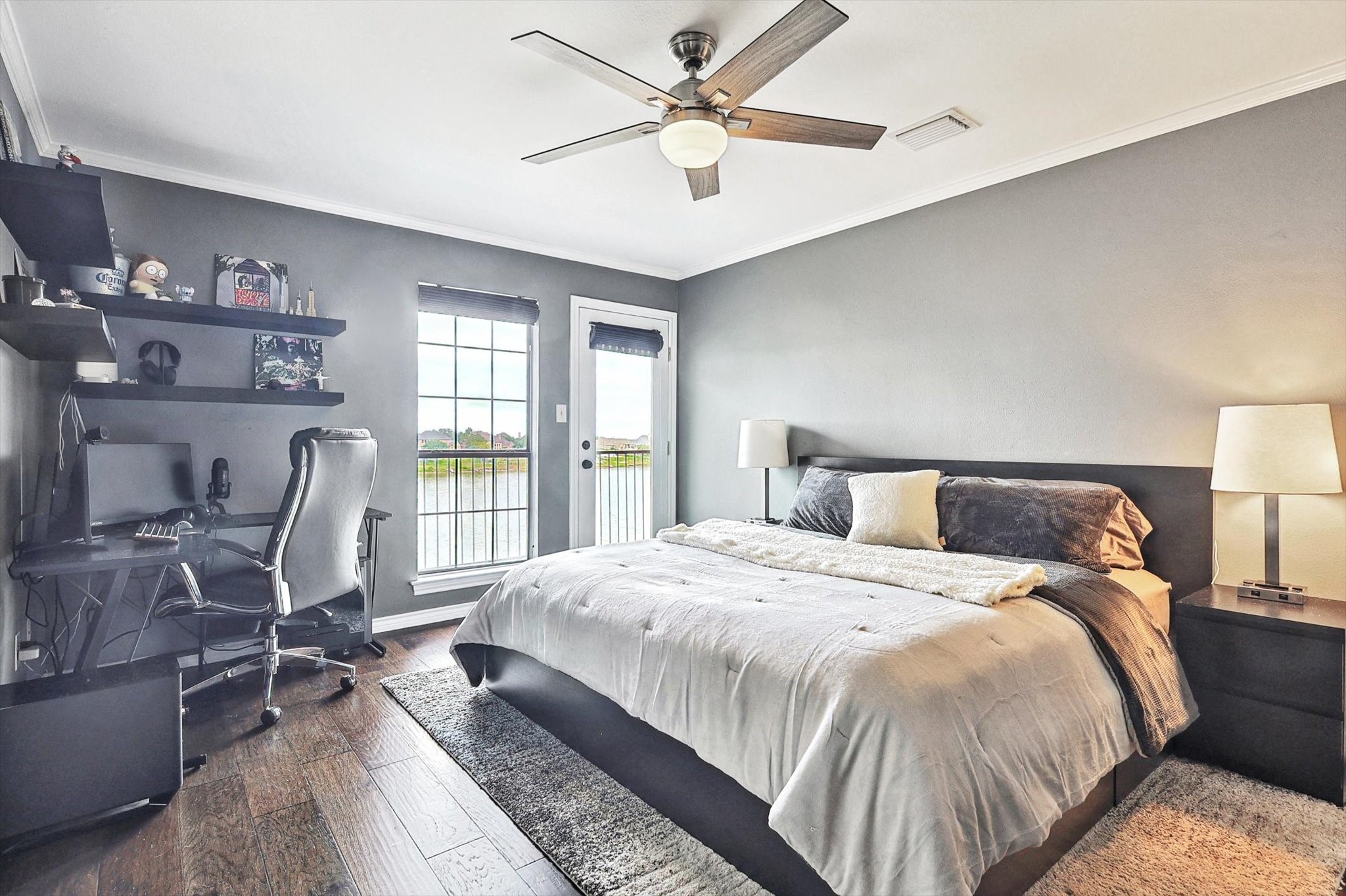 30 Remington Drive W