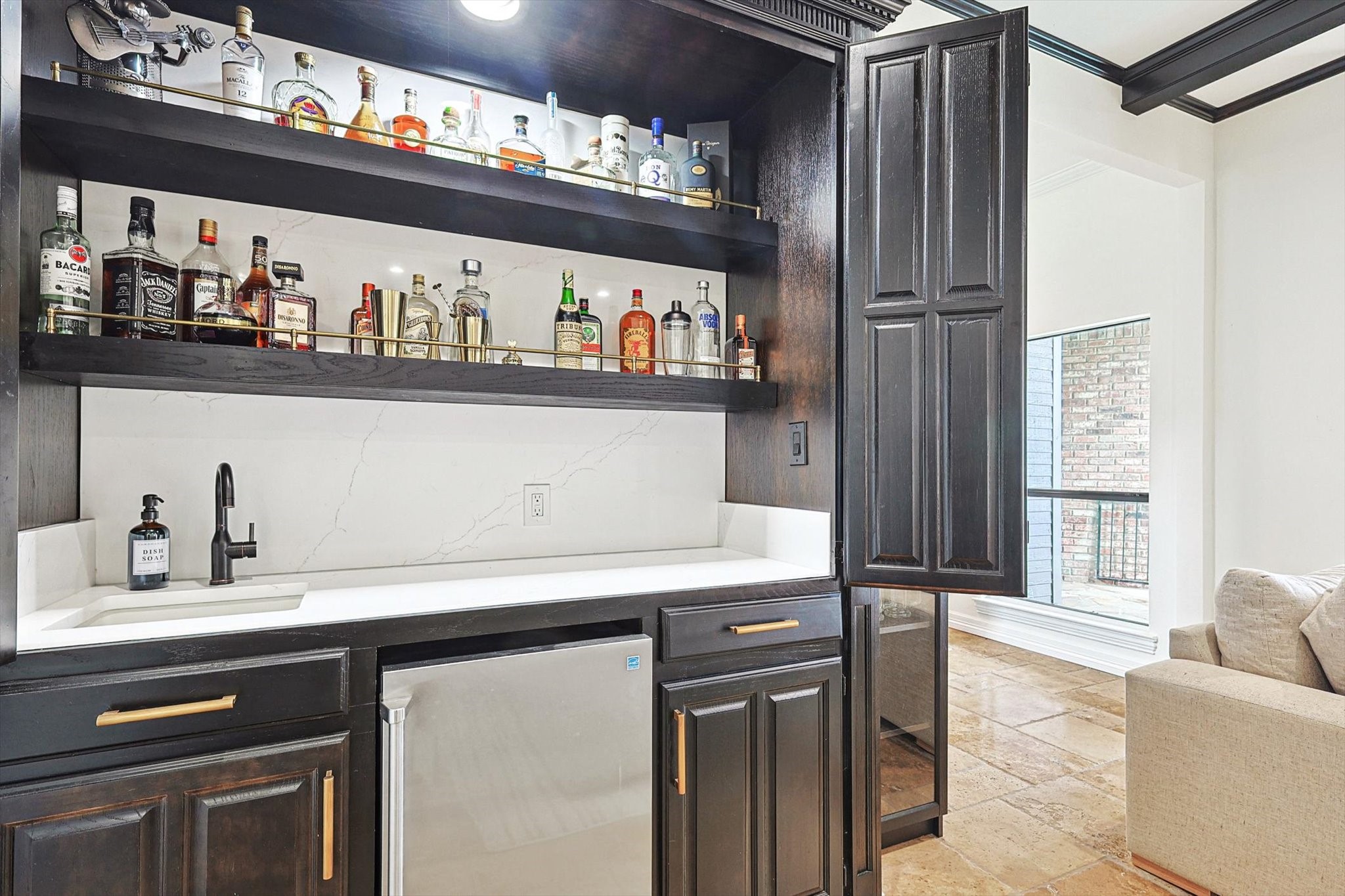 30 Remington Drive W