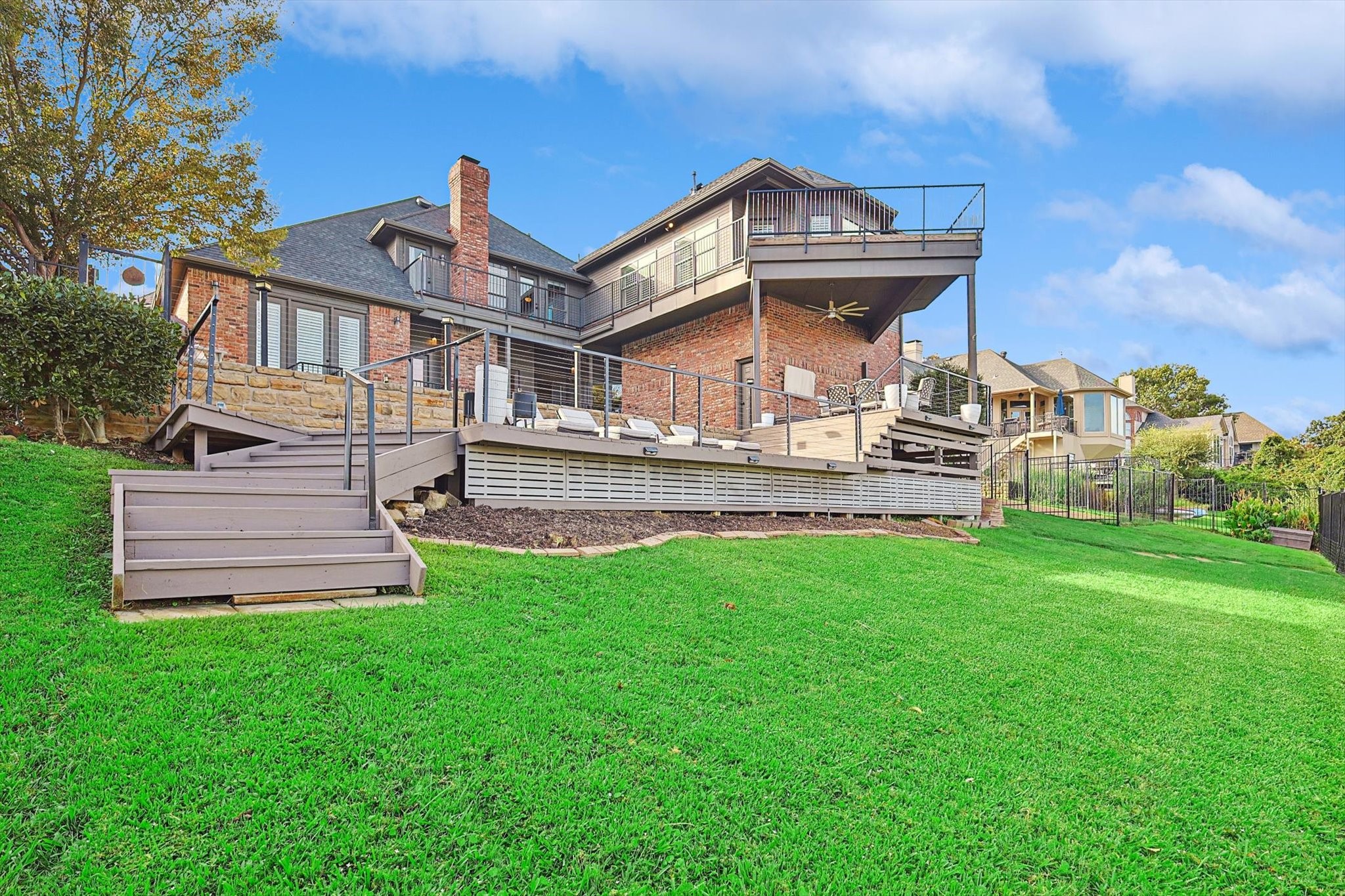 30 Remington Drive W