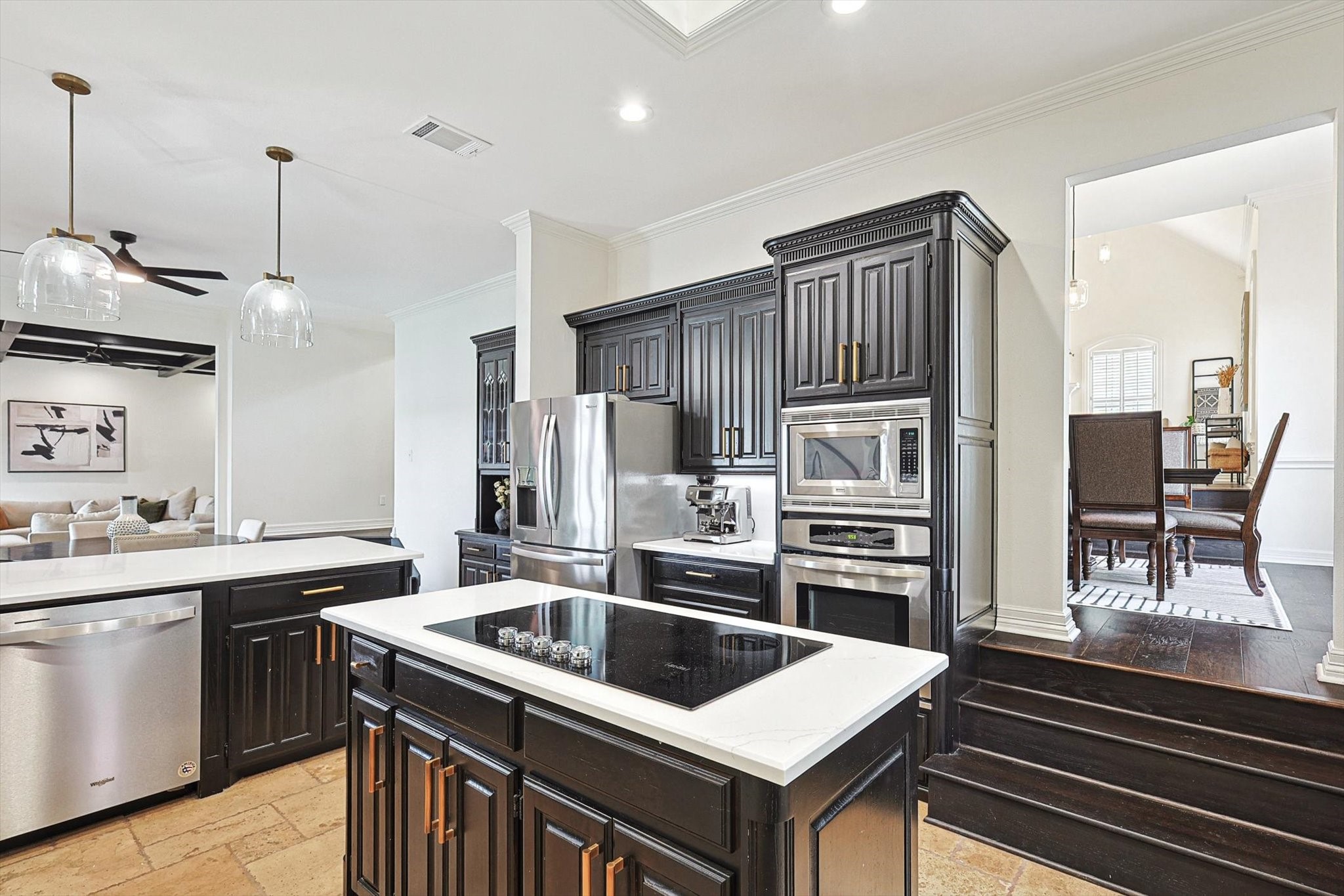 30 Remington Drive W