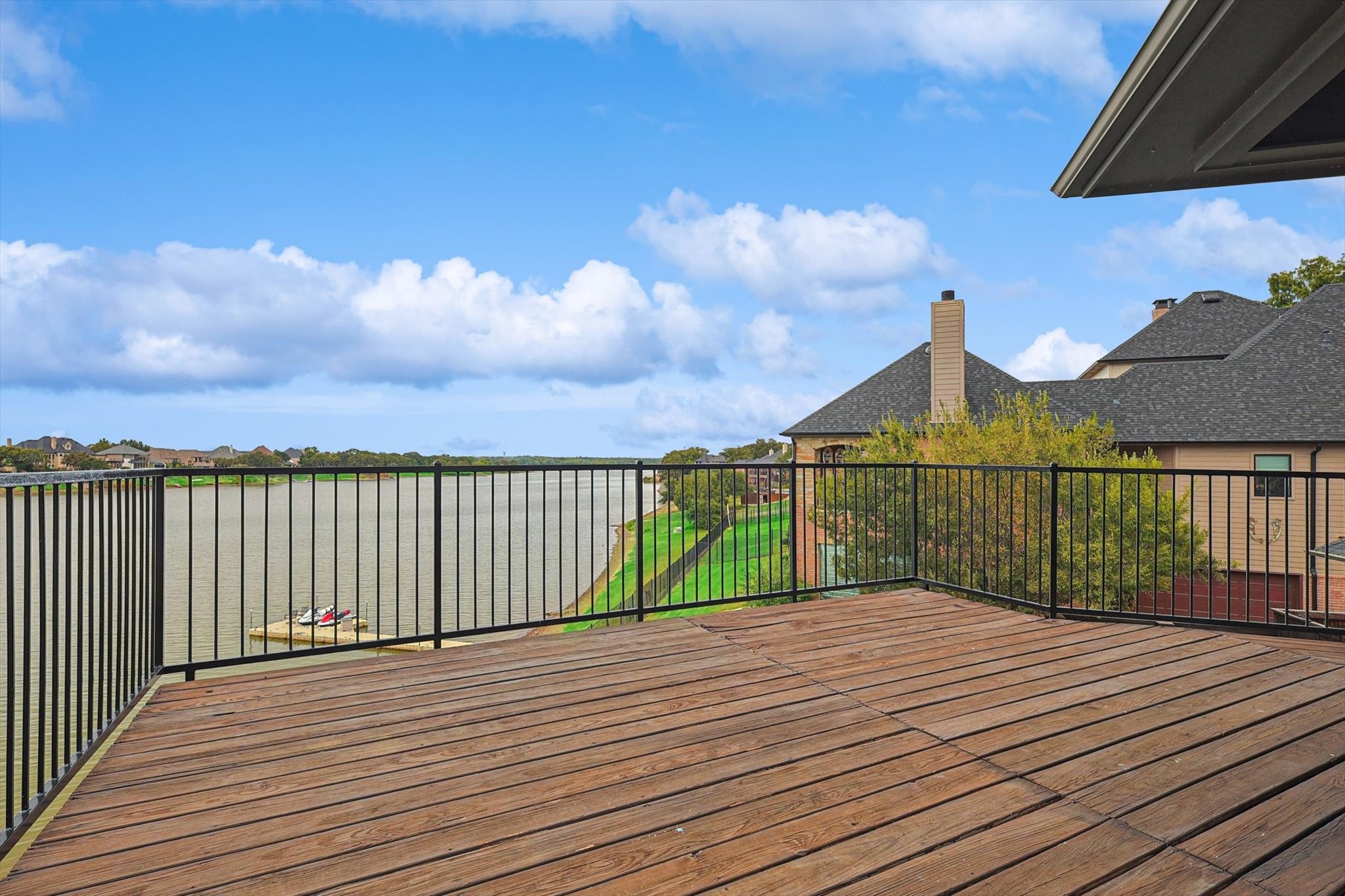 30 Remington Drive W