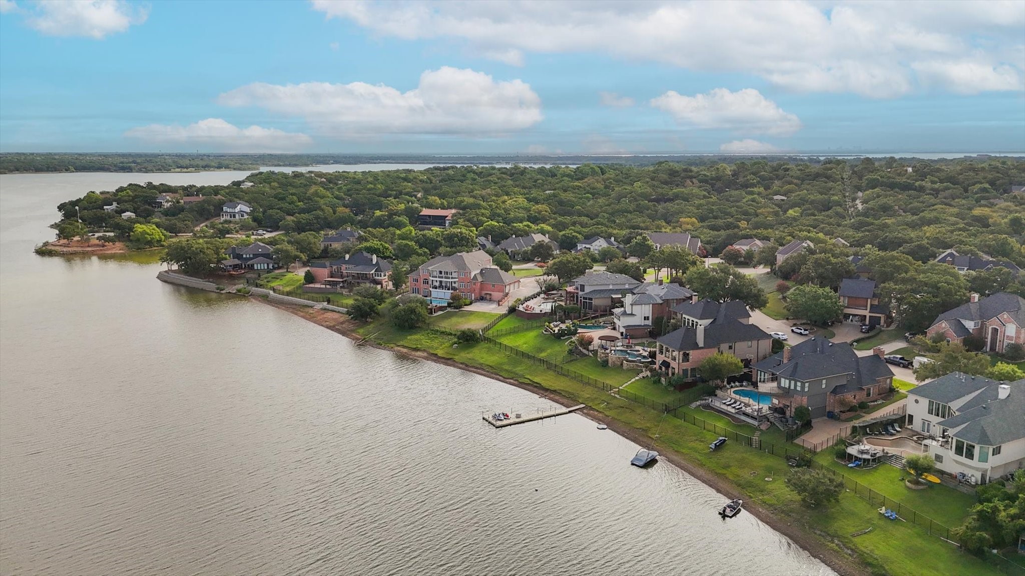 30 Remington Drive W